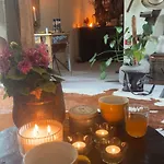 I Uten Innlagt Vann Delt Bad بيت خشبي