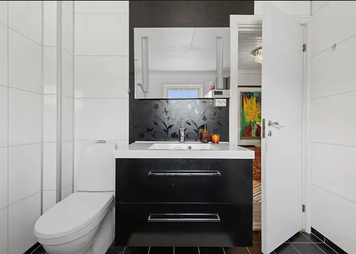 Lodge I Uten Innlagt Vann Delt Bad Hurdal