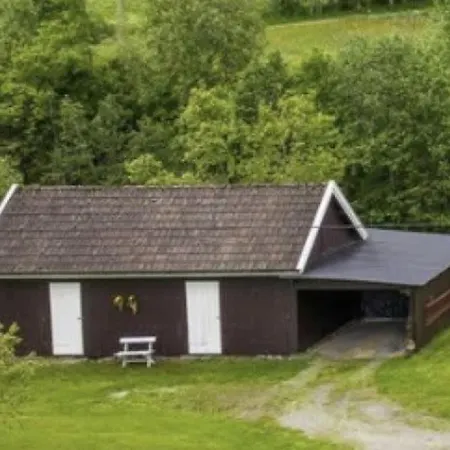 Gerendaház I Uten Innlagt Vann Delt Bad